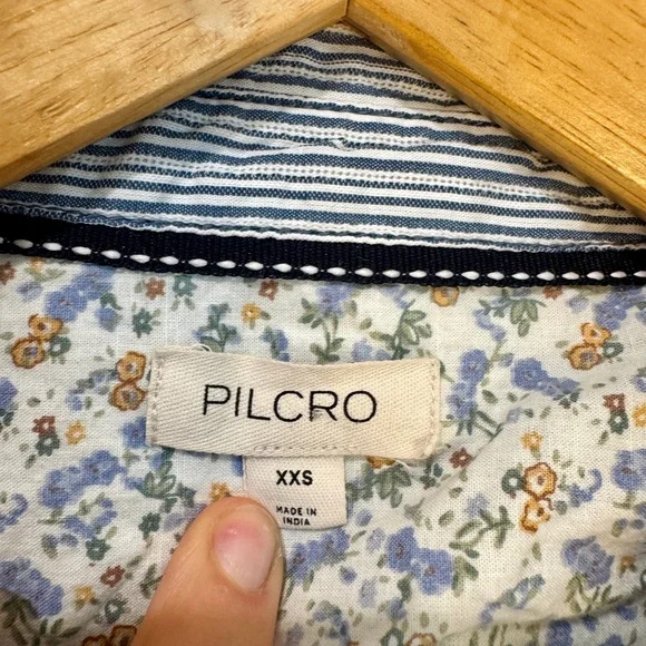 Pilcro Anthropologie Blue Striped Button Down Shirt Heart Patch Preppy Top XXS - Picture 6 of 7